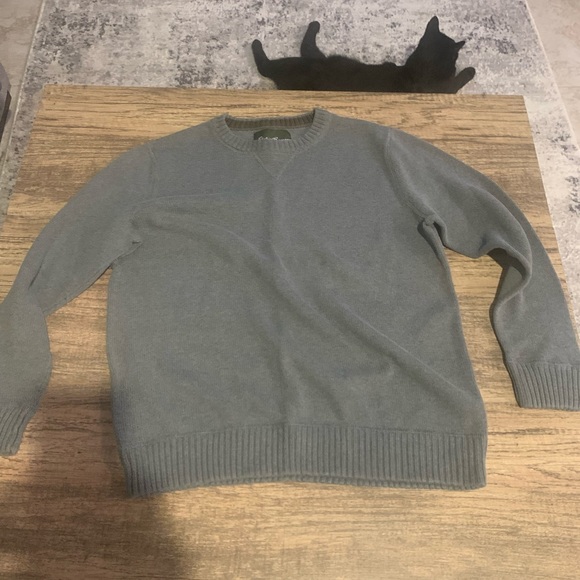 A lot of 6 used Eddie Bauer Men’s Large Sweaters. - Picture 3 of 8